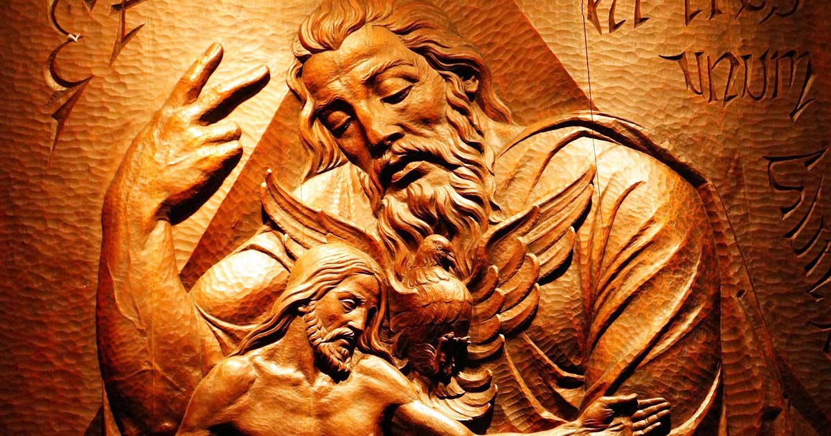 Padre, Hijo, Espíritu Santo unidos en amor 